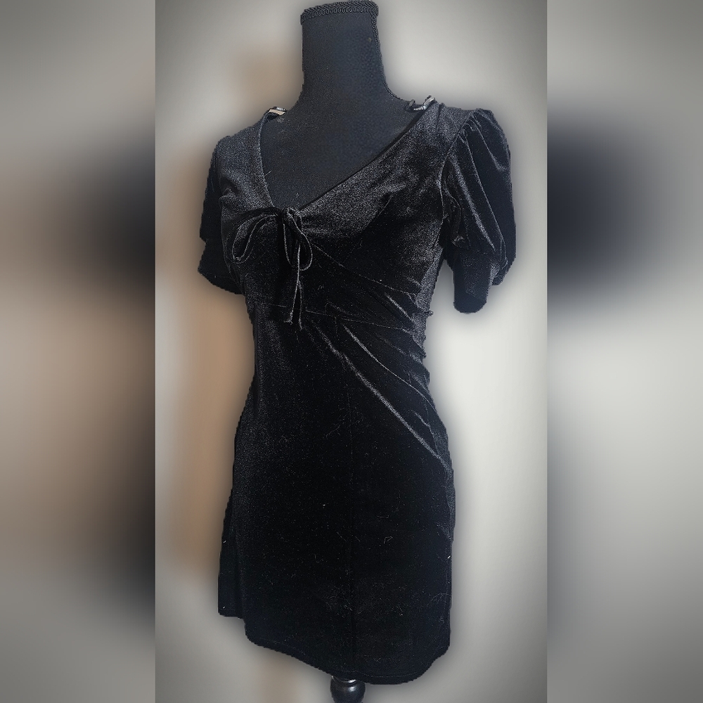 Elegant Black Velvet Dress